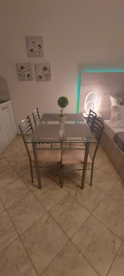 Studio Garden Apartment Nea Kallikrateia Exterior foto