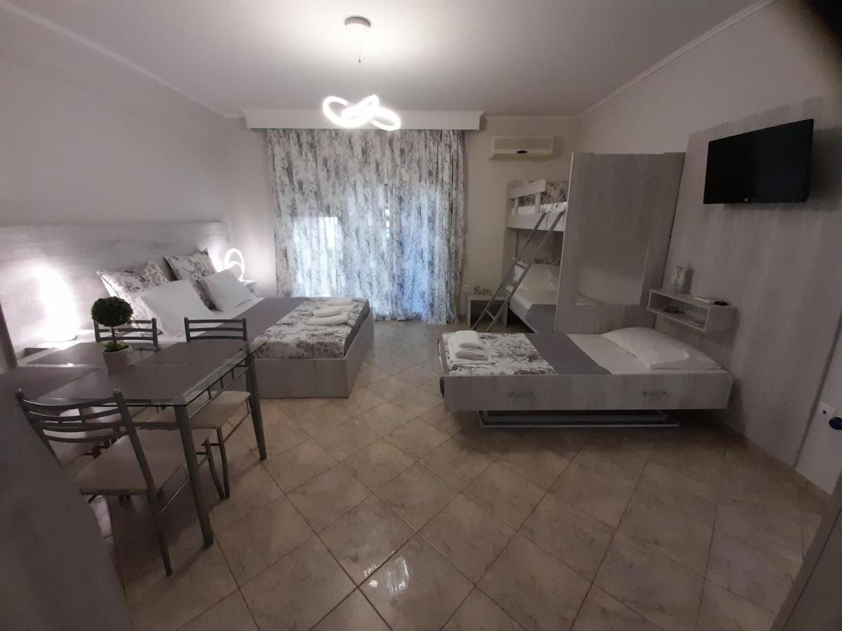 Studio Garden Apartment Nea Kallikrateia Exterior foto